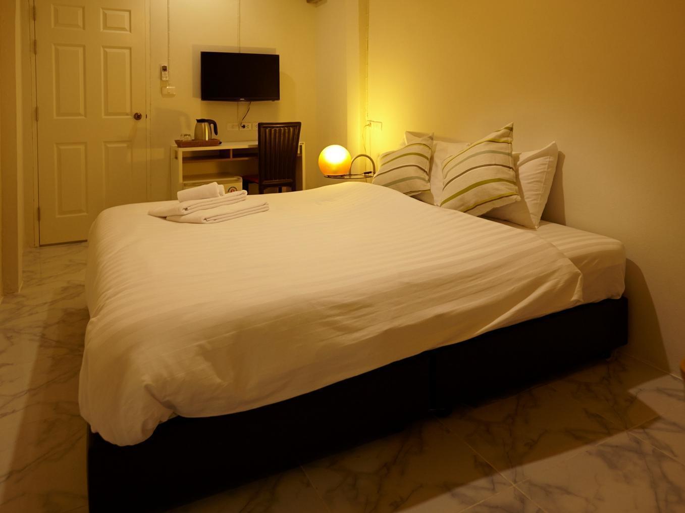 Take A Rest Donmuang Residence Bangkok Exterior photo